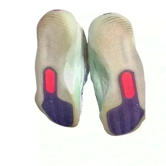 Air Jordan Zion 3 Mud, Sweat & Tears Size 6Y - Picture 5 of 6